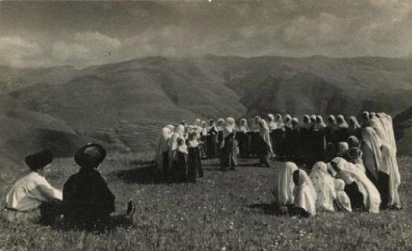 Кубачинская_лезгинка.jpg
