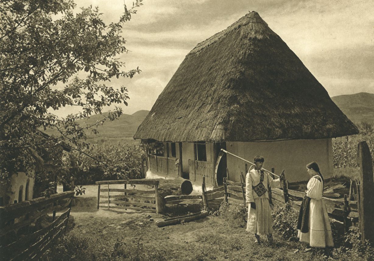 Peasant-House-in-Maramures.jpg