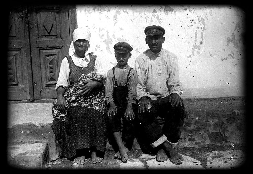 Семейный портрет. Молдаване..jpg