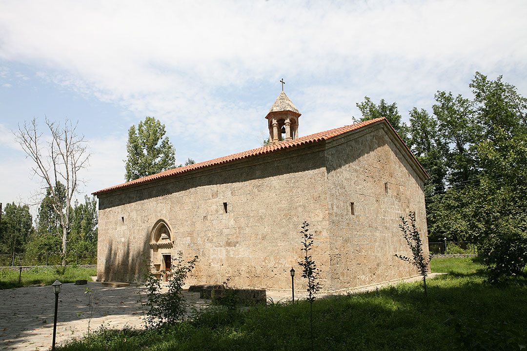 албанская церковь в селе нидж.jpg