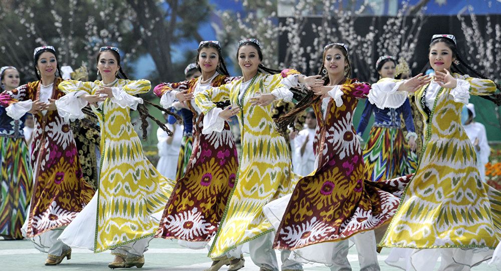 национальный узбекский танец.jpg