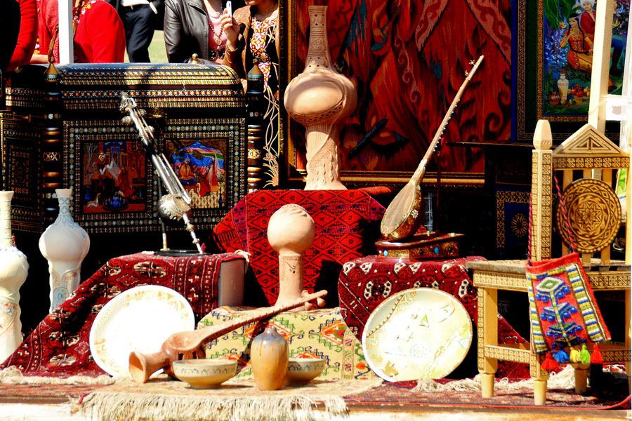 turkmenistan-folklore.jpg